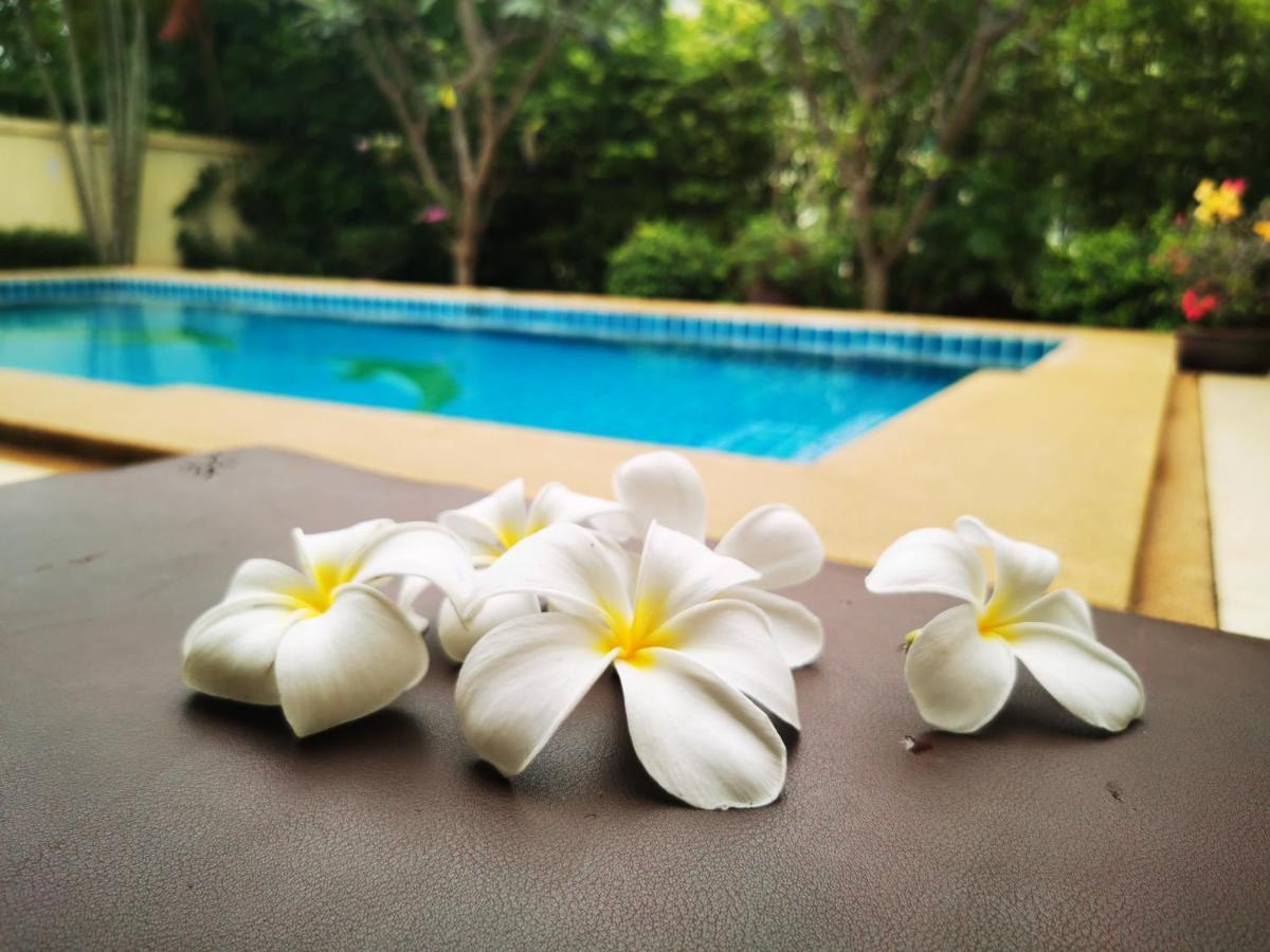 Villa With Private Pool HHQ Exterior photo